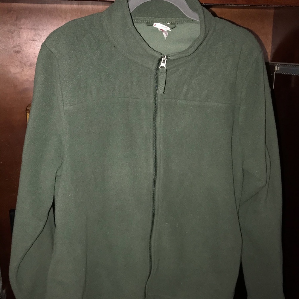 Green fleece zip up